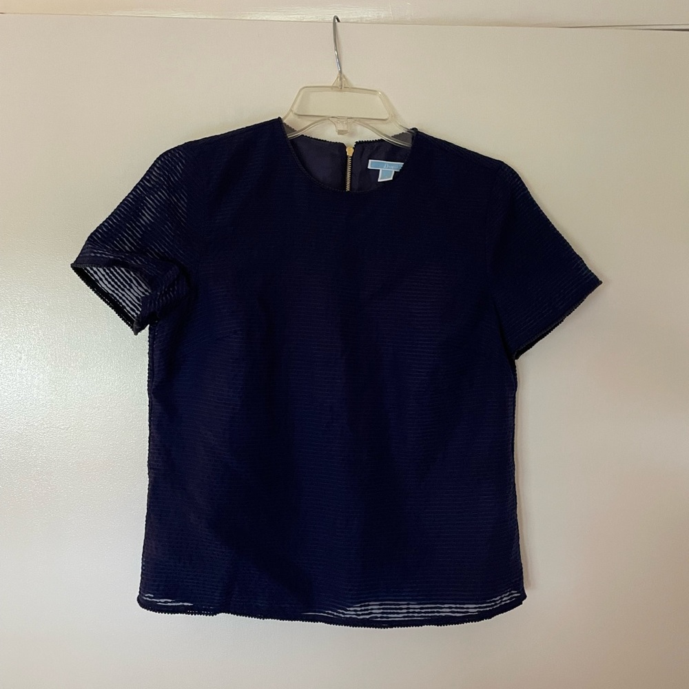 NWT!!  Draper James Pomfret Floral Lace Top, Navy, size 4, lined w/gold zip back